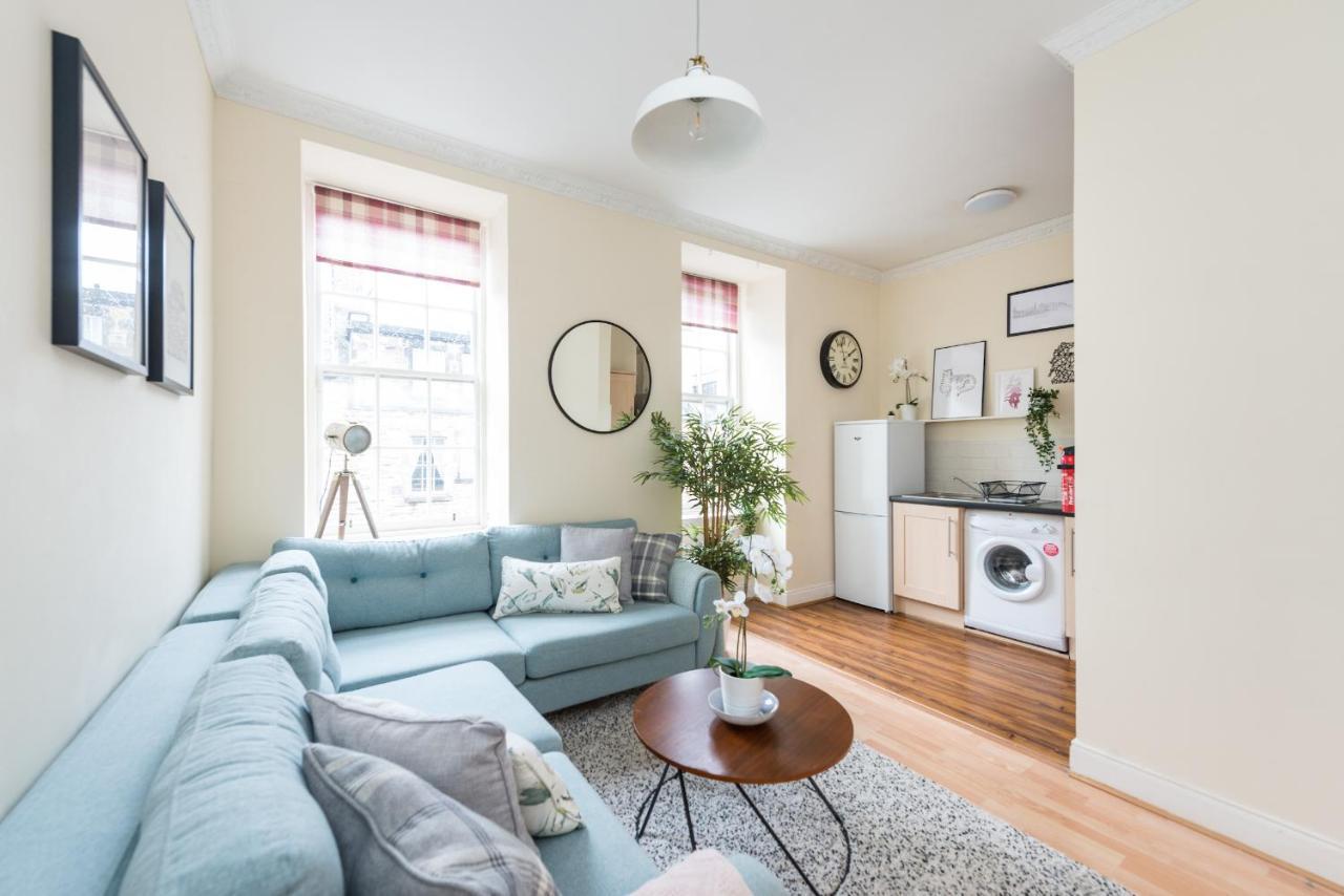 Bright And Modern 2 Bed Apartment Edinburg Exteriör bild