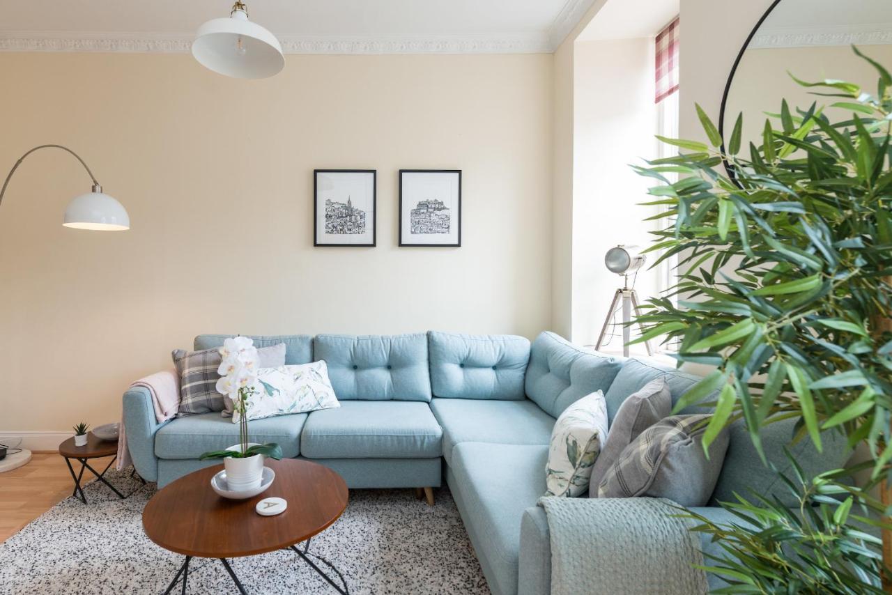 Bright And Modern 2 Bed Apartment Edinburg Exteriör bild