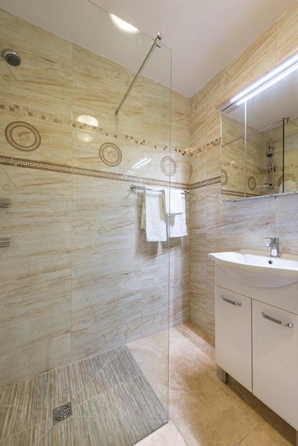 Bright And Modern 2 Bed Apartment Edinburg Exteriör bild